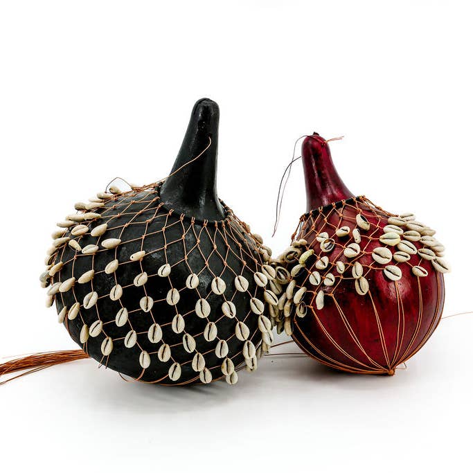 Gitzell FairTrade - Wholesale Musical Instrument - Music Shaker/Rattle, Cowrie Shell Gourd
