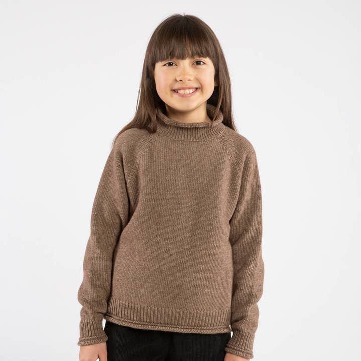 Maglione a collo alto Raglan seppia per la vendita all'ingrosso da parte di Matona