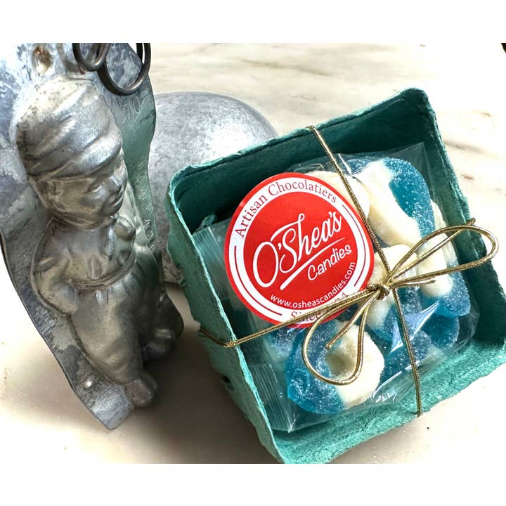 Farmer Market Style Gummy 🫐 Blueberry Rings w/Basket 1/2LB for wholesale by O'Shea's Candies Sweet Shop