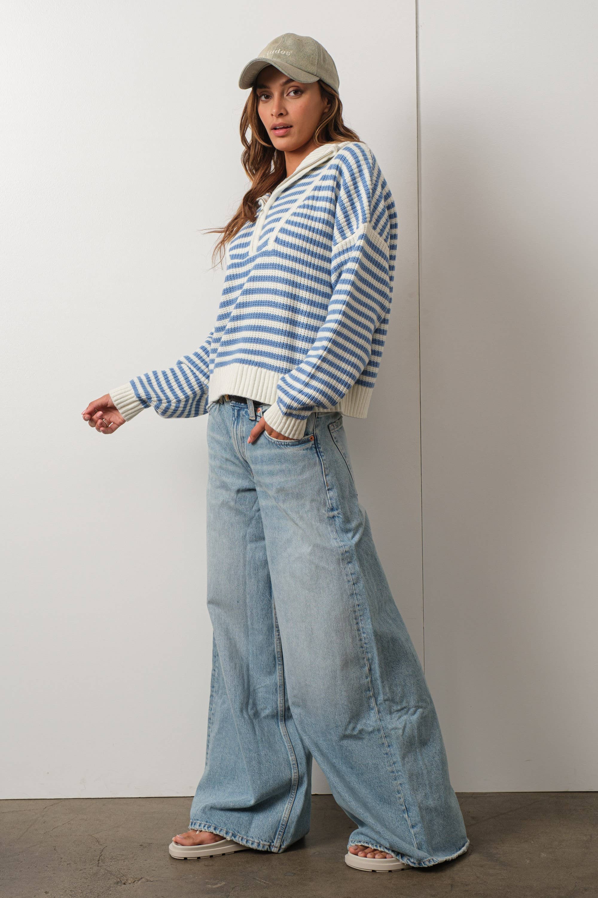 Creamon – wholesale Pullovertröja - Dam – Preppy kalifornisk halvzip-randig tröja-BLÅ11