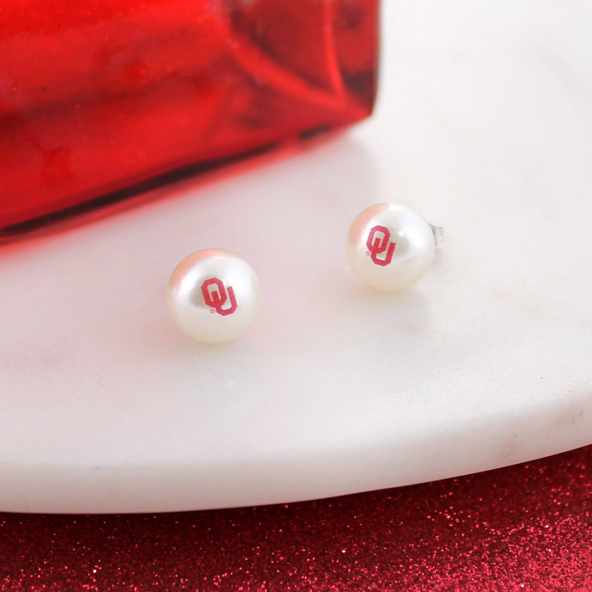 Seasons Jewelry - Wholesale Stud/Post Earrings - Oklahoma Logo Pearl Stud Earrings