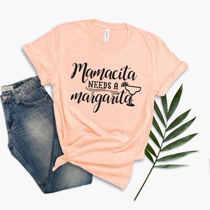 Mamacita Needs A Margarita | Camisa mamá divertida para venta al por mayor de Stiles Tee Co.