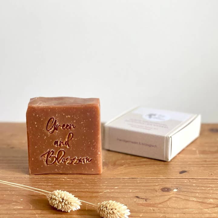 Zeep zoete kruidnagel, patchouli en kaneel voor wholesale door Green and Blossom