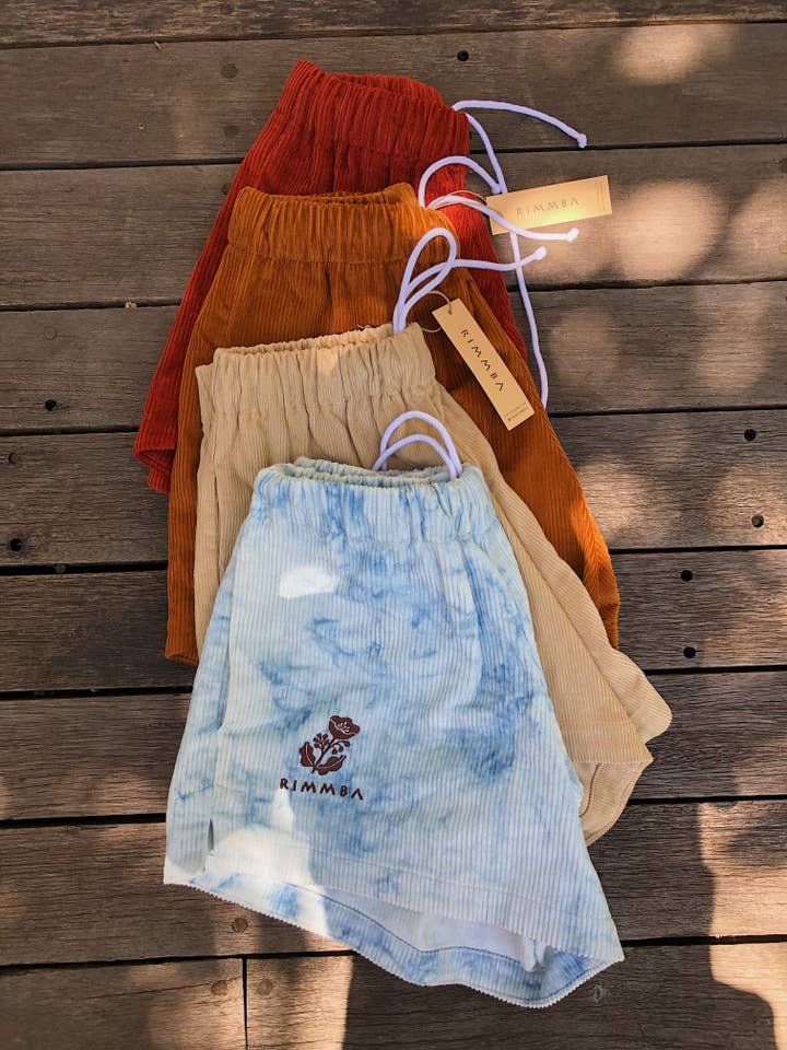 Short en velours côtelé Mahi pour la vente par RIMMBA