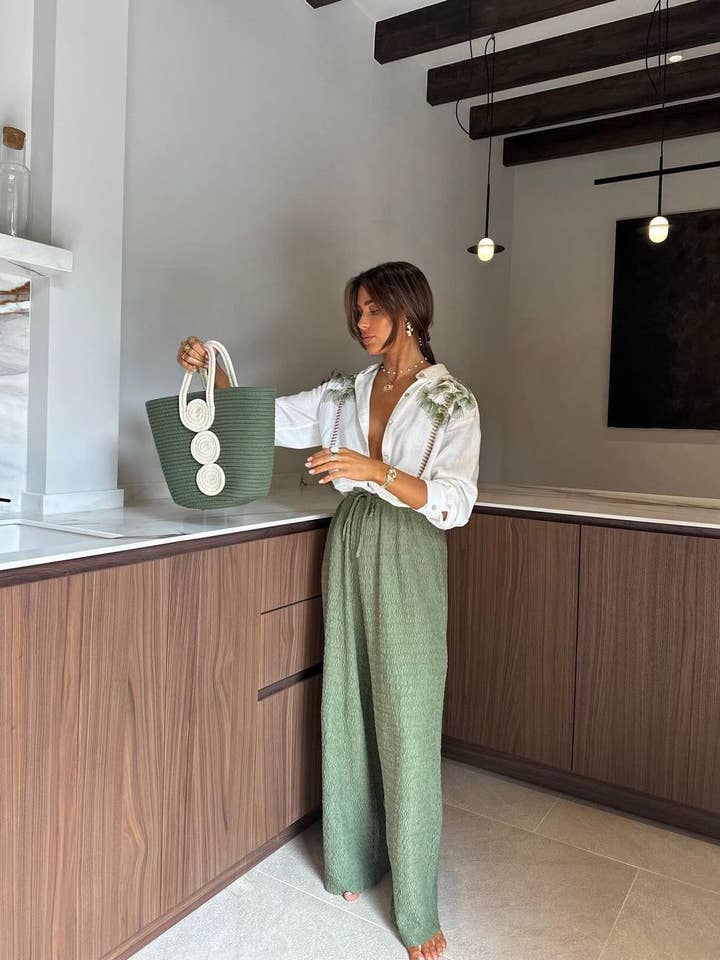 Design company-Fatma Balkir - Vendita all'ingrosso Completo top e gonna - Donna - Set Pantaloni Verde Menta e Camicia Ricamata - stile boho estivo0