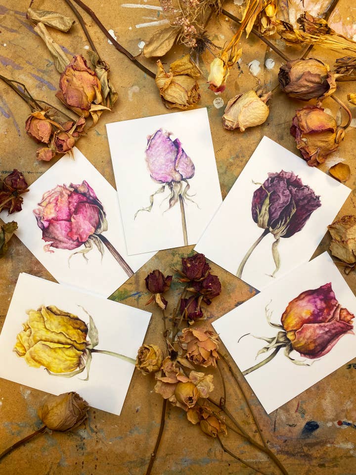 Ensemble de 5 cartes de correspondance Roses séchées pour la vente par Zoe Cone
