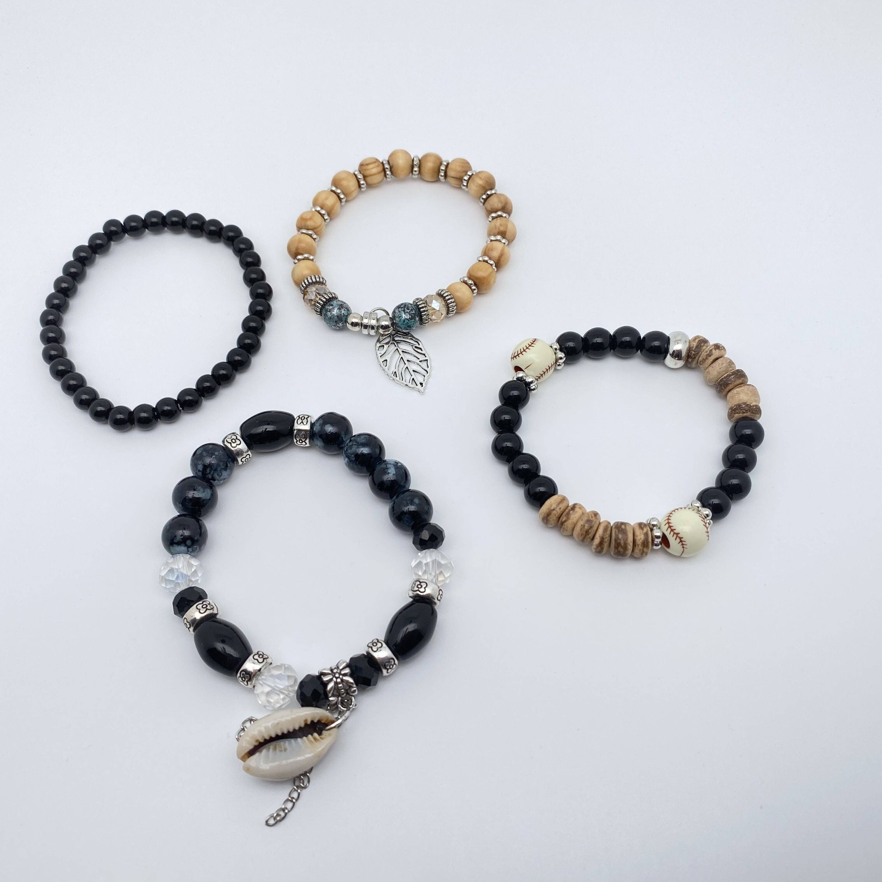 Mio Queena – Großhandel Schmucksets – Böhmisches elastisches Seil handgefertigtes Perlenarmband 4 Stück/Set5