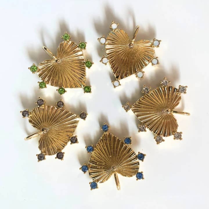 Grove Hjertecharm for engroshandel hos The Sis Kiss