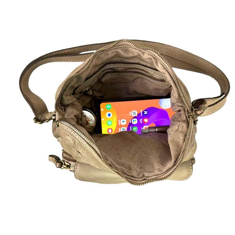 Chenson & Gorett - Wholesale Shoulder Bag - Women's - Vintage Washed Leather Women's Shoulder Bag. Summer Sales4