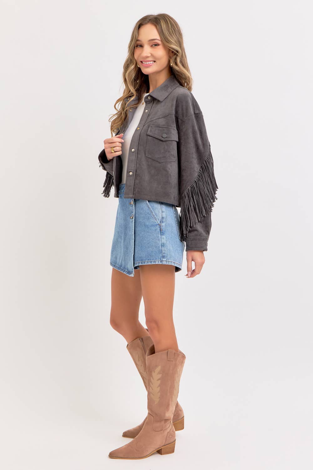 Sweet Lovely by Jen – Großhandel Hemdjacke/Shacket – Damen – Western-inspirierte Wildleder-Shacket44