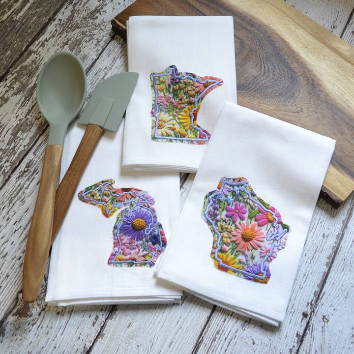 SewMuchMoreStore - Wholesale Tea Towel - Embroidered Wildflowers Floral State Towel -Raggy edge1