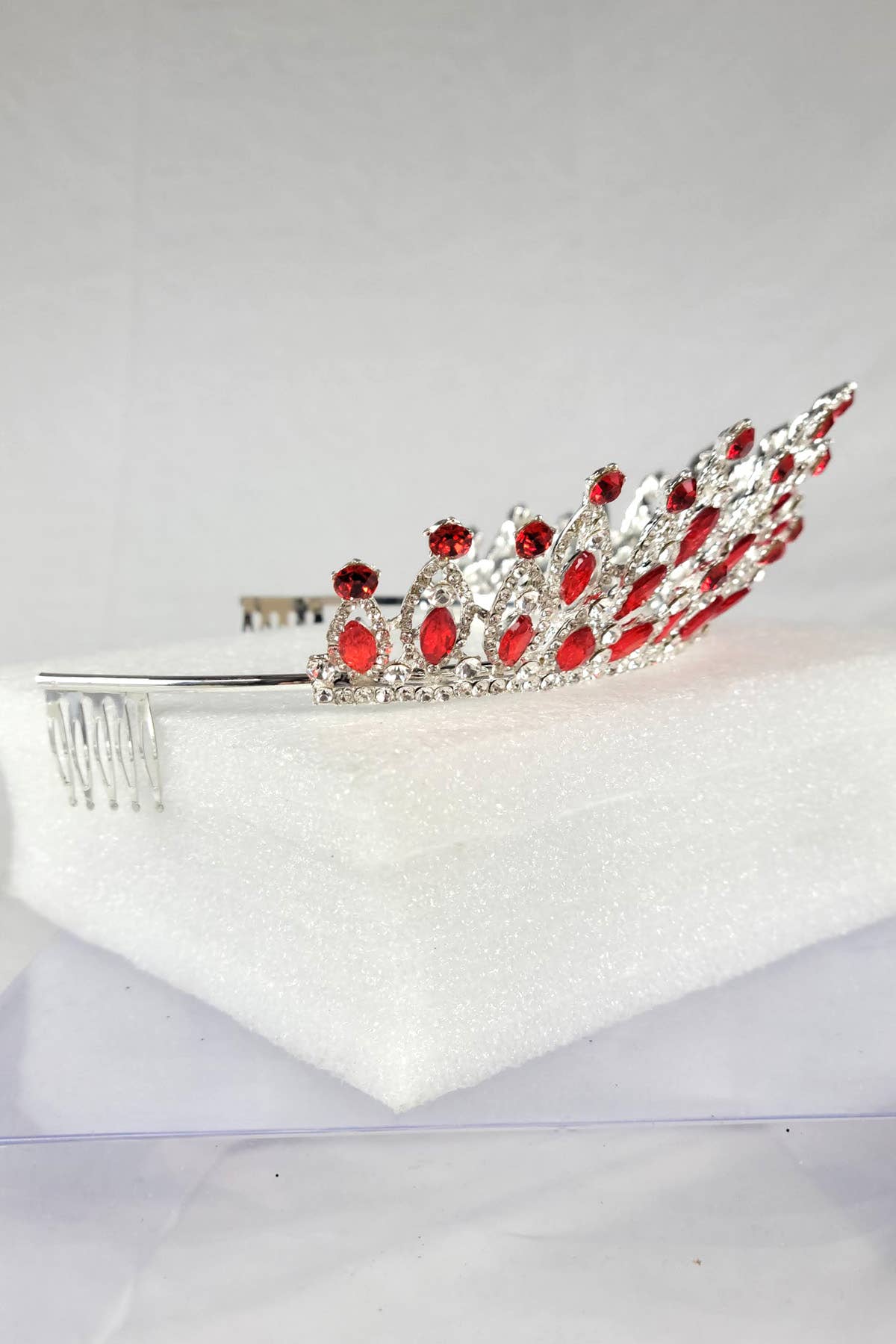 Chicas - Wholesale Tiara - Women's - Tiara with jewel rhinestones, one size fits all HT97415
