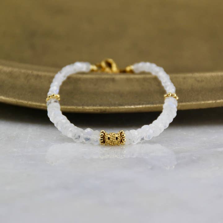 Jupiter’s Muse Bracelet for wholesale by Veluna