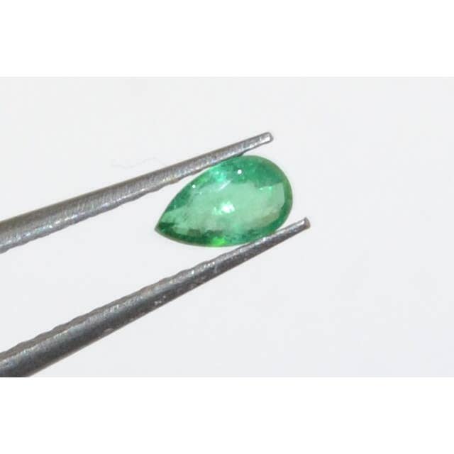 Pear-shaped emerald 5 × 3 mm for wholesale by Dmineral