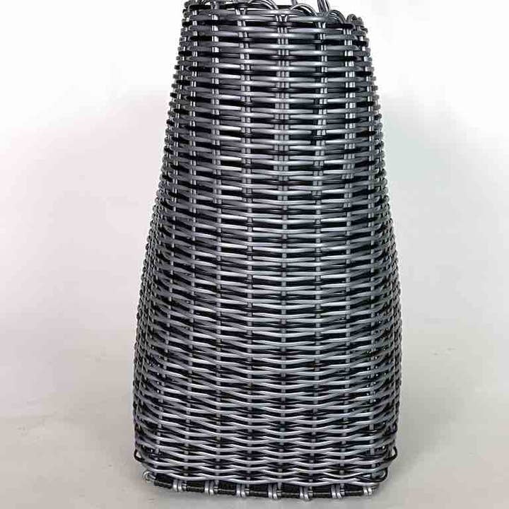 The Niger Bend - Vente Tote bag – femme - Fourre-tout en plastique recyclé tissé profond avec fermeture - El Salvador7