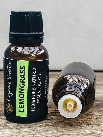 Huile essentielle pure citronnelle pour la vente par The Organic Sweetie