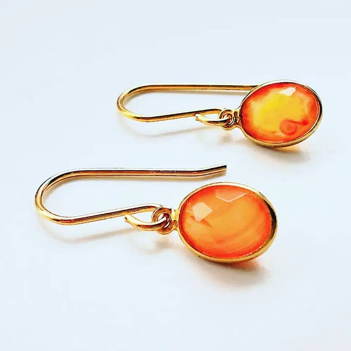 Guld Oval Orange Carnelian øreringe for engroshandel hos Sophellie Jewellery