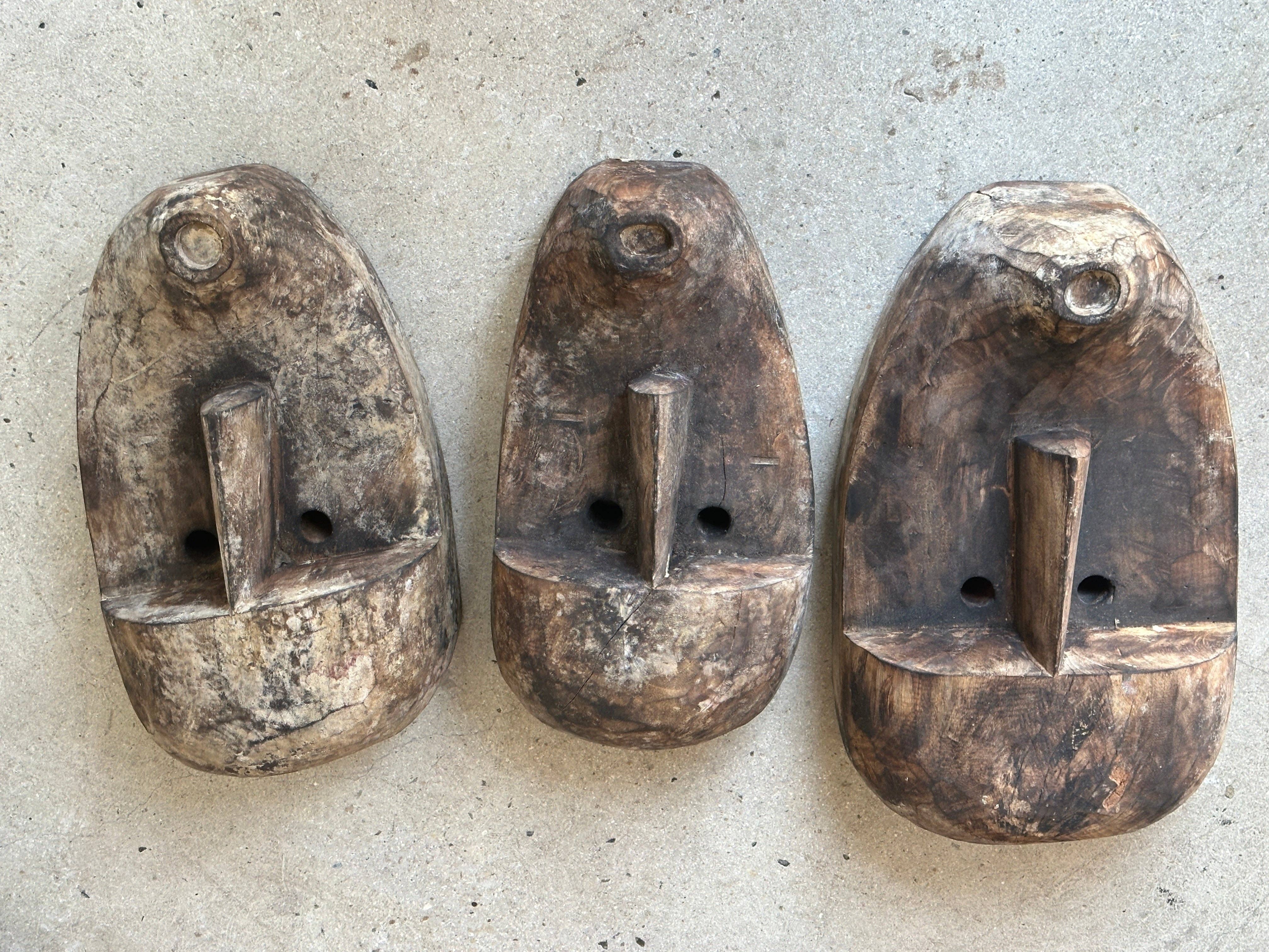 Office Objets – wholesale Skulptur – Stor Timor-mask i patinerat trä, höjd ca 50 cm (3 stycken)16