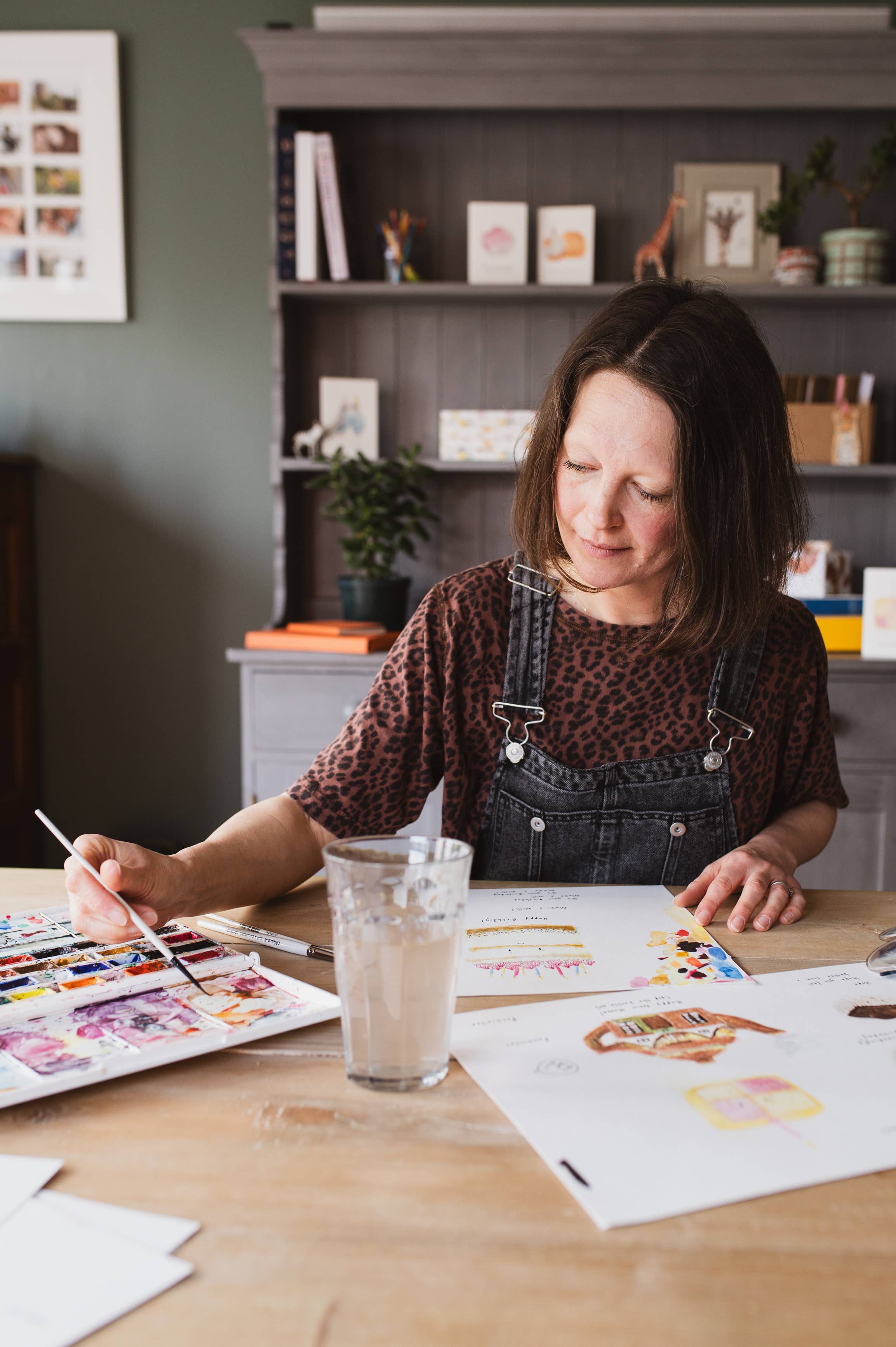 Western Sketch - Vente Cartes de déclaration d'amour - Carte « Gâteau Cœur d'Amour 'Je t'aime beaucoup avec une cerise sur le dessus !' »1