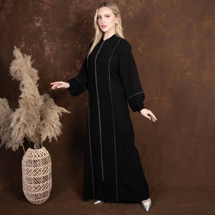 Palestinian Elegance - Wholesale Kaftan - Women's - Abaya Plus Size: Elegance and Comfort for Every Body8