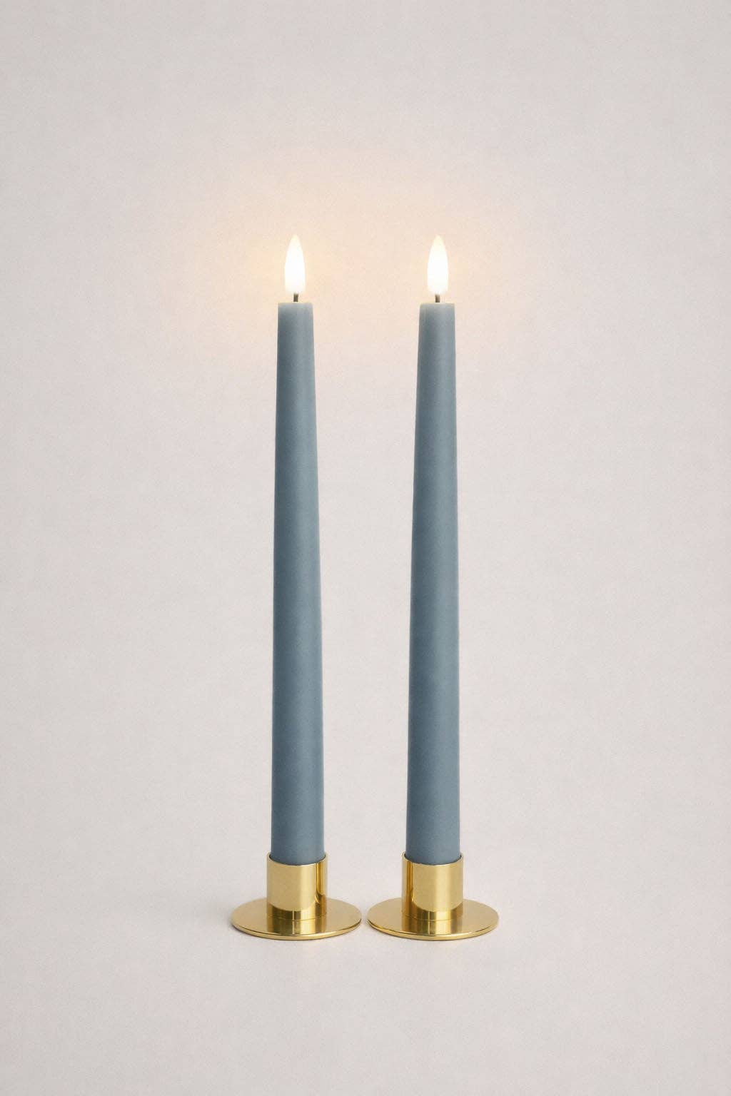 GLO & NEST - Wholesale Flameless Candle - Set of 2 LED Taper Candles - Nordic Mist1