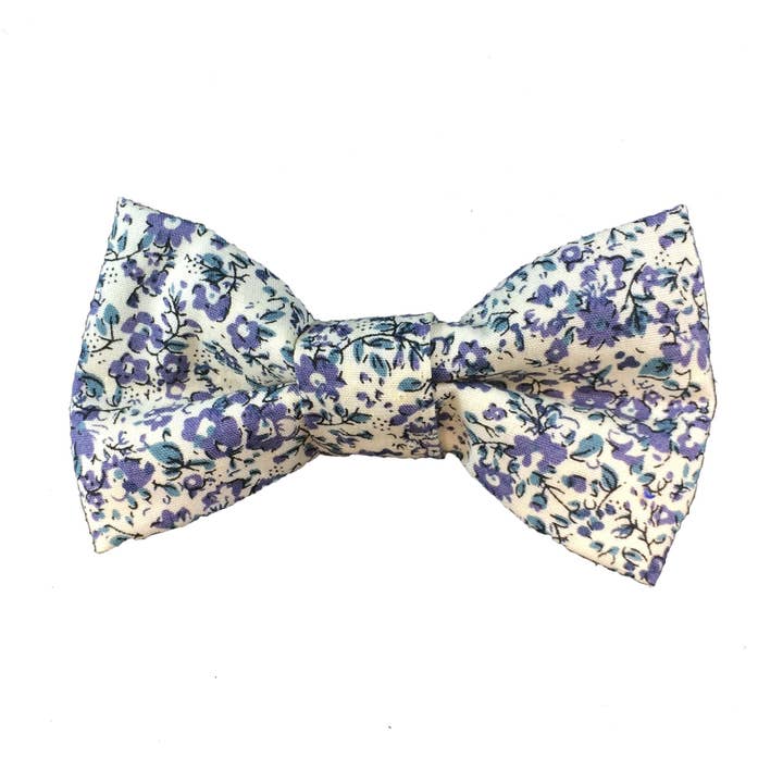 Gravata borboleta para cão modelo “Florecillas” por atacado de Izala Dog