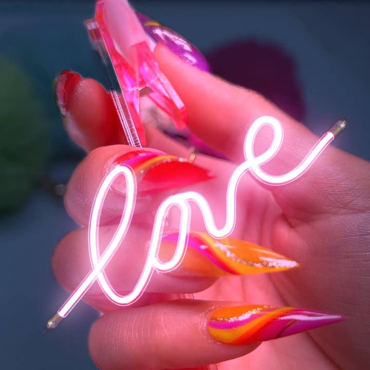 NABulous - Wholesale Keychain - Women's - Long Nails Card Grabber | NABulous23