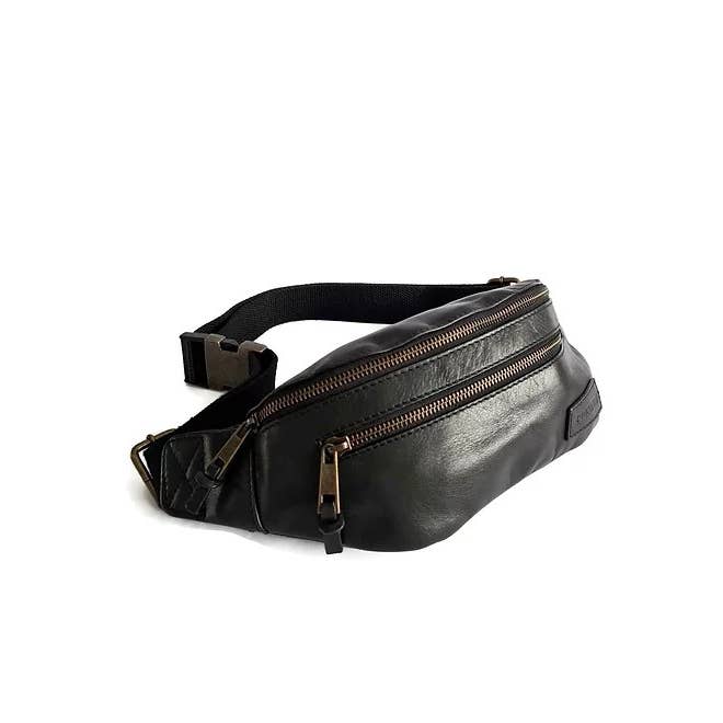 Handcrafted Classic Full-Grain Leather Bum Bag for wholesale by Presence