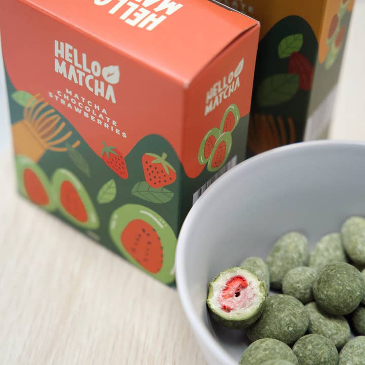 Hello Matcha – Doces cobertos de chocolate por atacado – Morango com chocolate branco e matcha1
