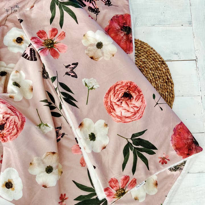 Oxeye Floral Co. - Wholesale Throw Blanket - Love Story Throw Blanket4