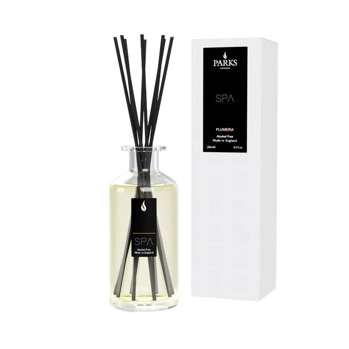PLUMERIA DIFFUSER 220ML for wholesale by Parks Candles