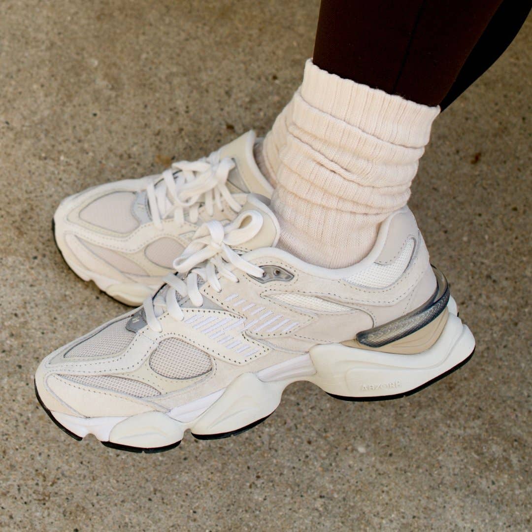 Girl's Girl - Vente Chaussettes – femme - CHAUSSETTES À GRIFFES SCRUNCH EN BEIGE3