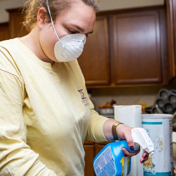 G & F Products - Wholesale Protective Face Mask/Shield - G & F 9118 Disposable Non-Toxic Dust and Filter Mask for cle6