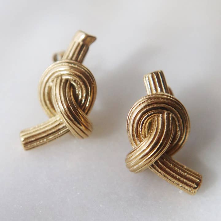 Boucles d'oreilles nouées pour la vente par JESSA Jewelry