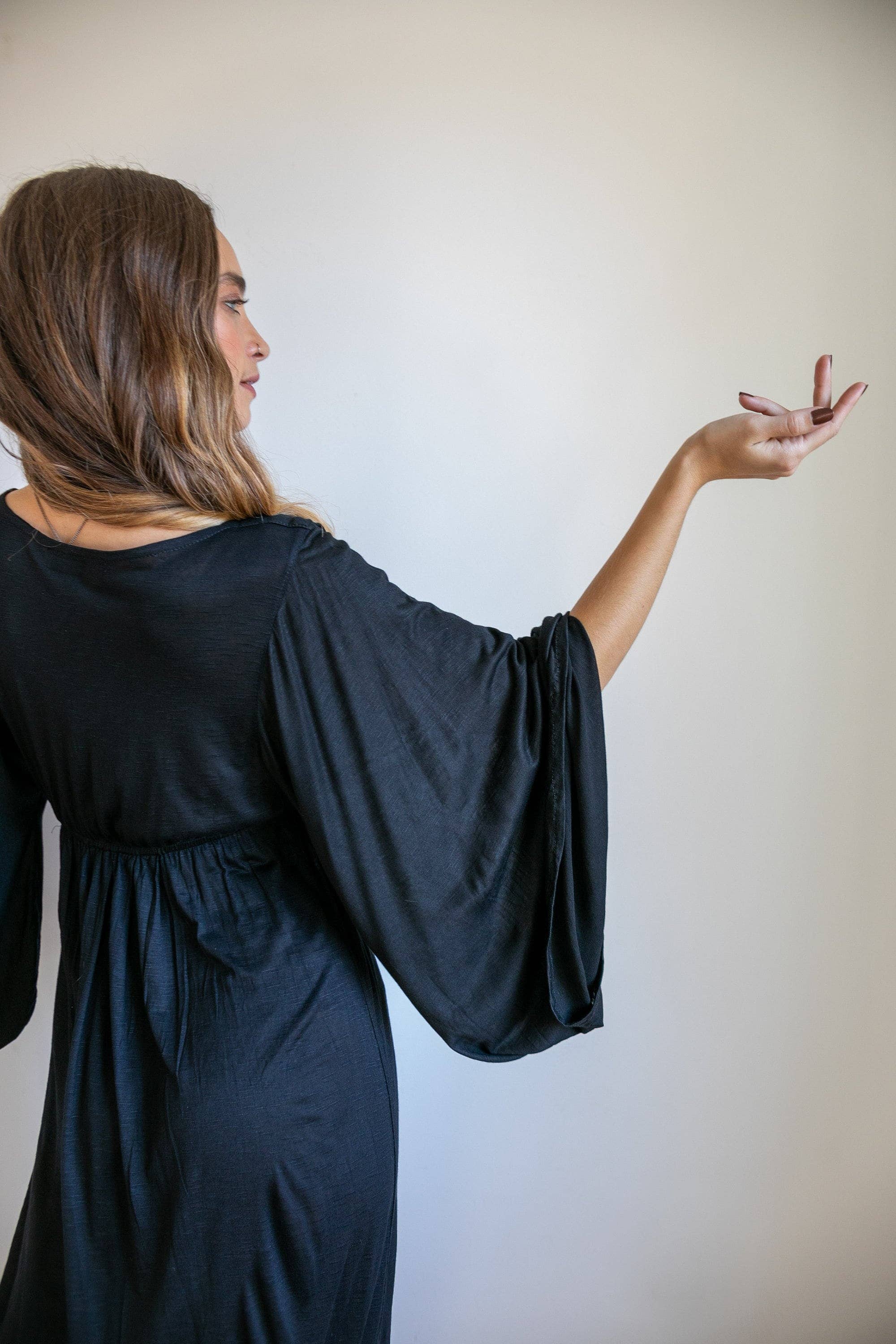 Paramita Designs - Vente Robe – femme - Robe longue déesse à manches cloche11