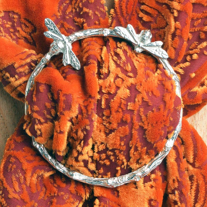 Anillo de bufanda de peltre inglés Bee para venta al por mayor de Glover & Smith