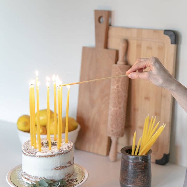 Beeswax Works – Großhandel Kuchenkerze – Elegante Bienenwachskerzen