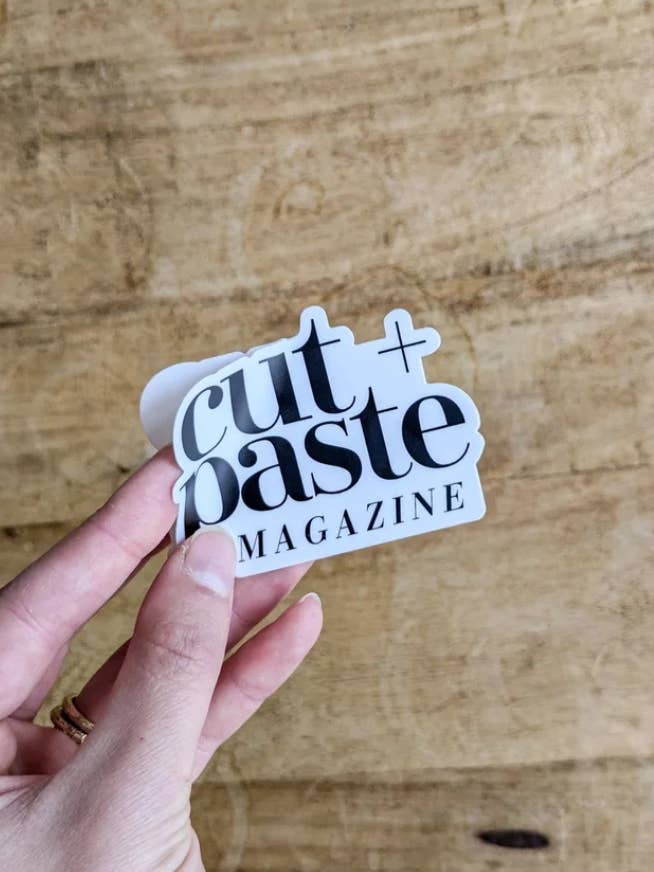 Autocollant Logo Couper+Coller pour la vente par Cut+Paste Magazine