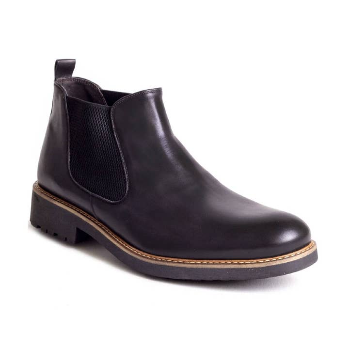 Cr-22102-Black Leather Chelsea Boots for wholesale by Caramelo Shoes