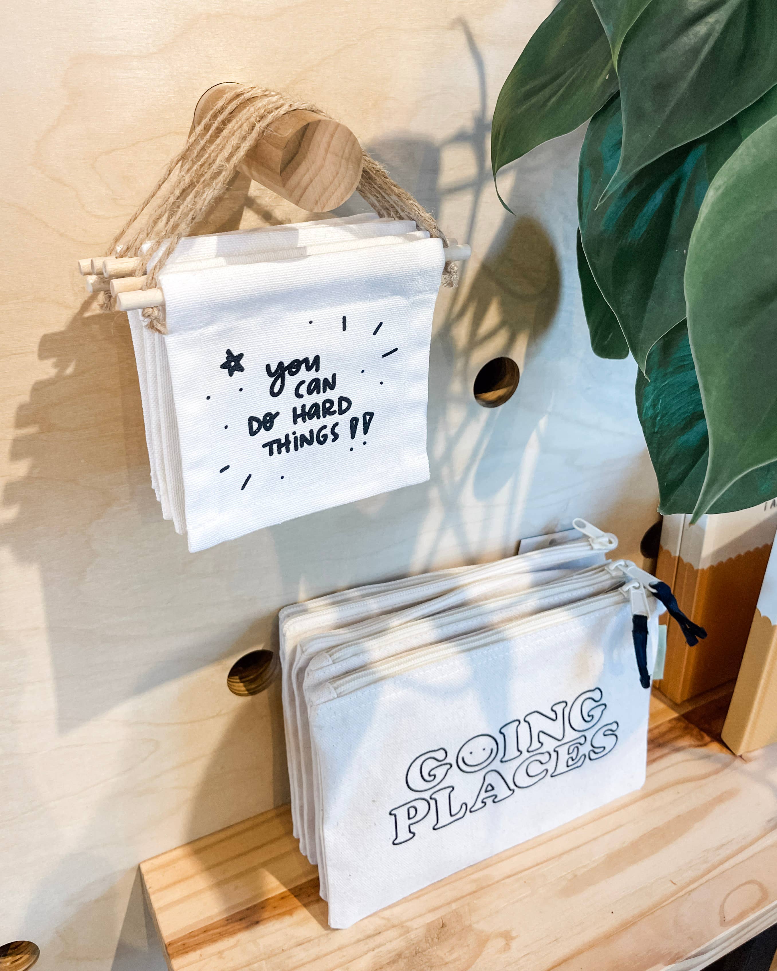 Smiles + Heart - Wholesale Handtasje - Dames - You are all kinds of amazing kleine canvas ritszak3