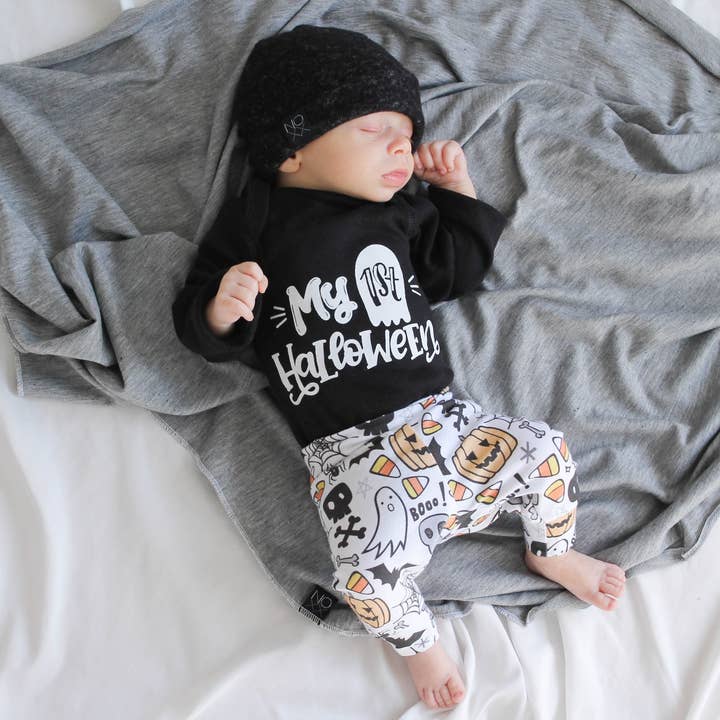 Halloween Toss | Baby Halloween Leggings | Boy or Girl for wholesale by Cuddle Sleep Dream