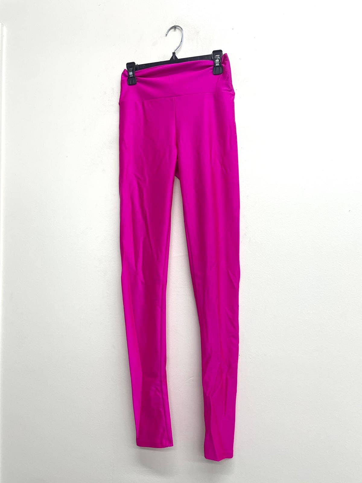 Uptown Apparel – Großhandel Fashion-Leggings – Damen – High Waist Leggings aus Nylon11