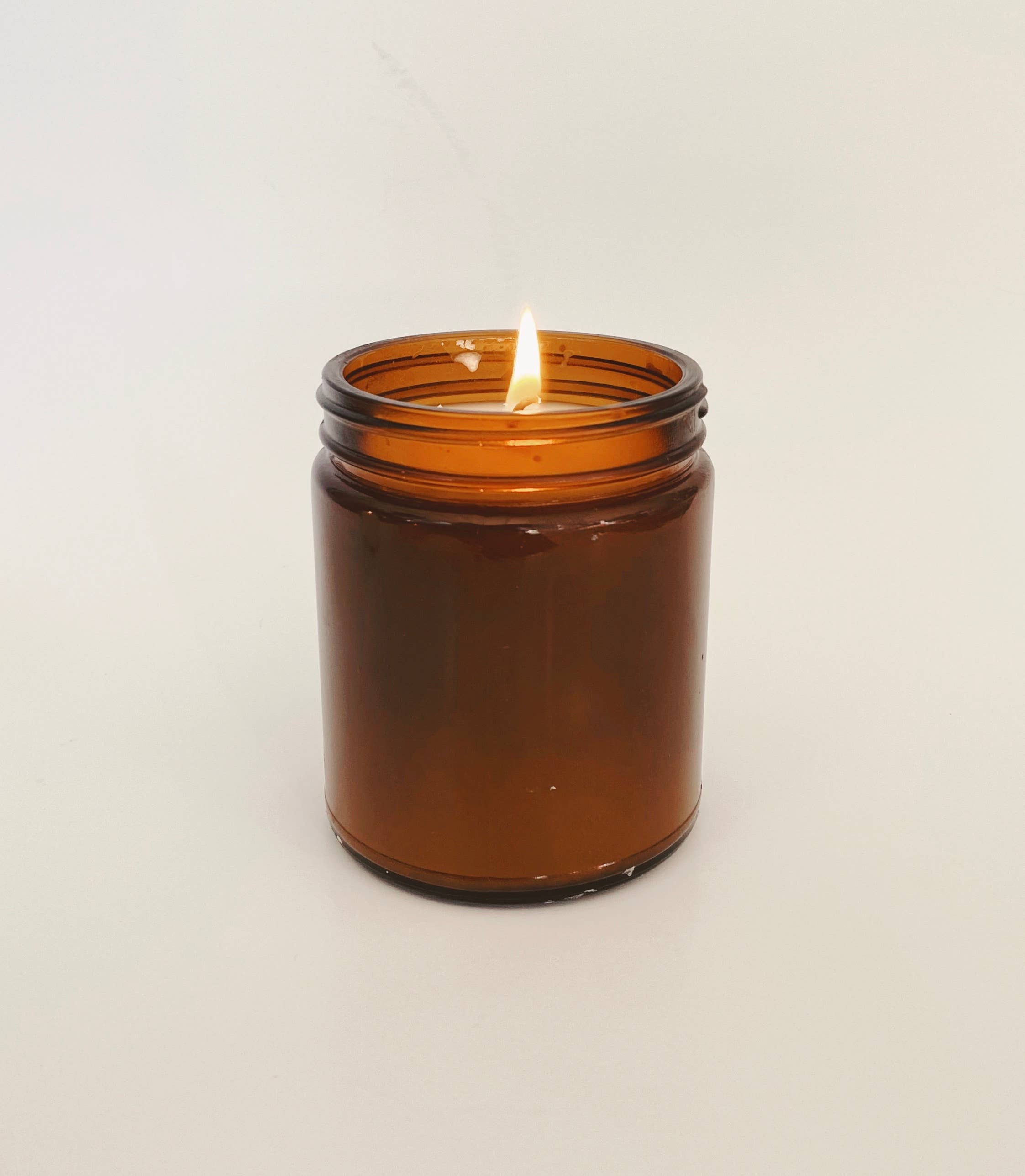 Poppy Rose Candle Co. - Vente Bougie en bocal - Bougie en cire de coco de 8 oz dans un pot ambré Golden Hour4