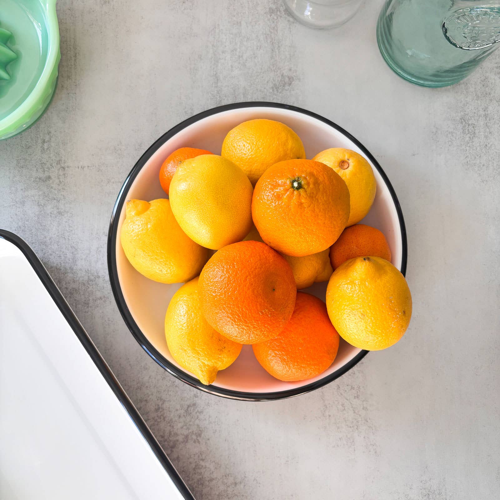 TableCraft Products Company - Wholesale Bowl - Canteen Collection 24 ounce Melamine Bowl, White/Black4