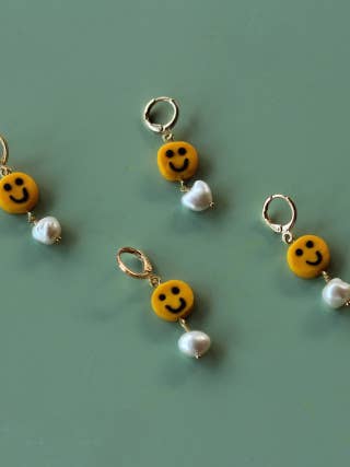 Felizy oorbellen voor wholesale door CRUMi Stuff