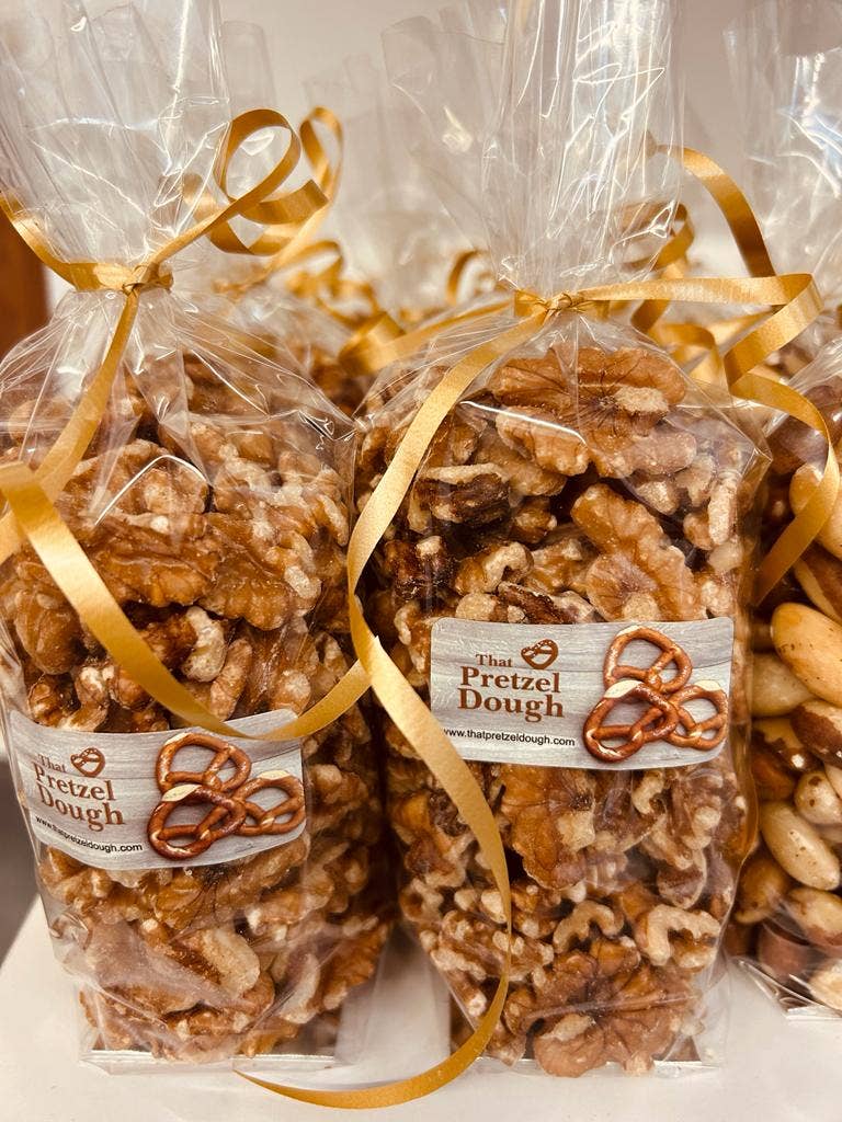 That Pretzel Dough - Wholesale Nuts - Cinnamon Sugar Walnuts1