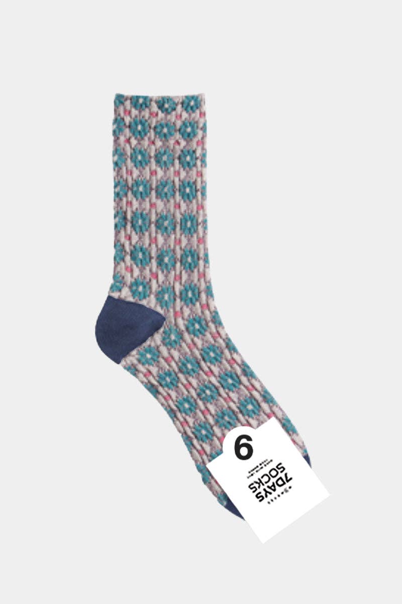 7DAYSSOCKS - Wholesale Socks - Women's - Women's Crew Embo Flower Socks5