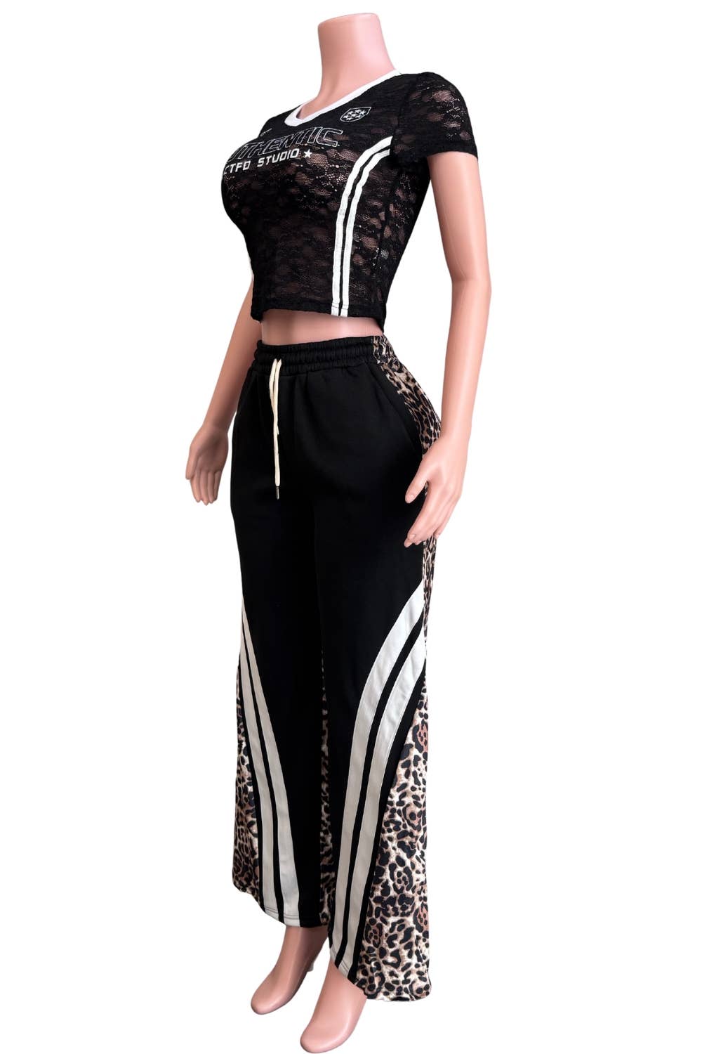 NEWGENS - Wholesale Athletic Pants - Women's - NP4035A Leopard Contrast Track Pants5