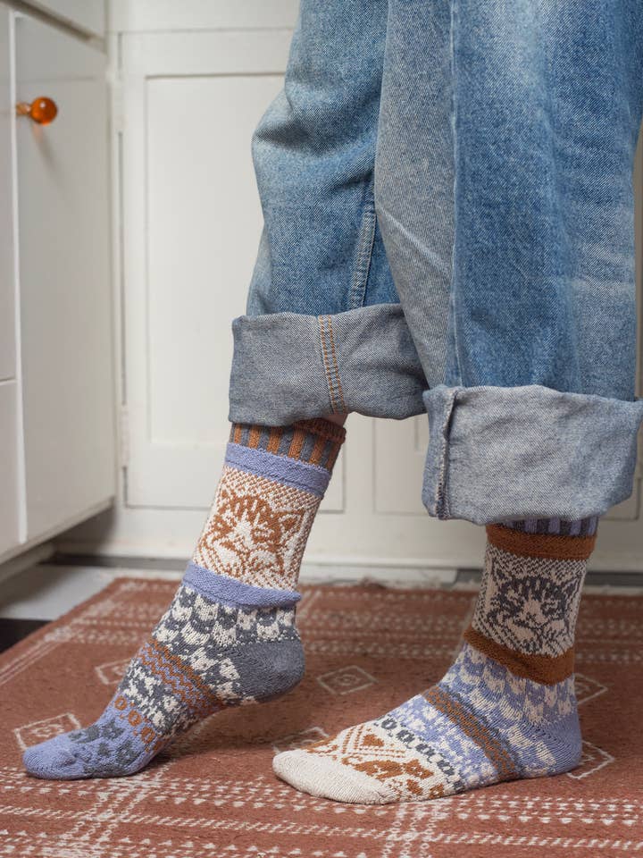 Solmate Socks - Wholesale Socks - Unisex - Cat Crew Socks | Give Back to Pet Rescue2