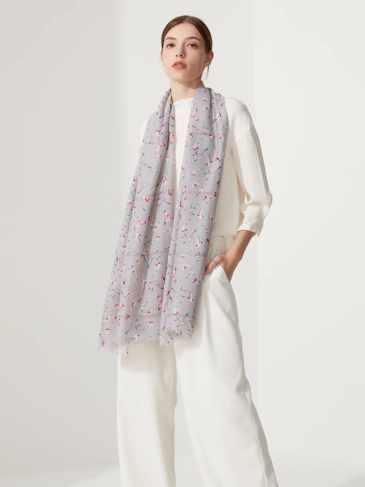 Zarter Schmetterlingsdruck-Schal – Schals für Damen für den Großhandel von Aavion